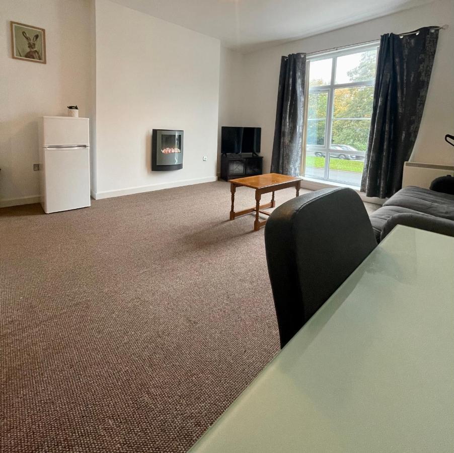Town Centre Flat In Darlington Apartment Дарлингтън Екстериор снимка
